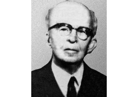 226. В.А. Баринов (1895-1978) - военный топограф, летчик-наблюдатель (1917-1918), подпоручик. С середины 1940-х гг. видный ученый-геодезист и педагог.
